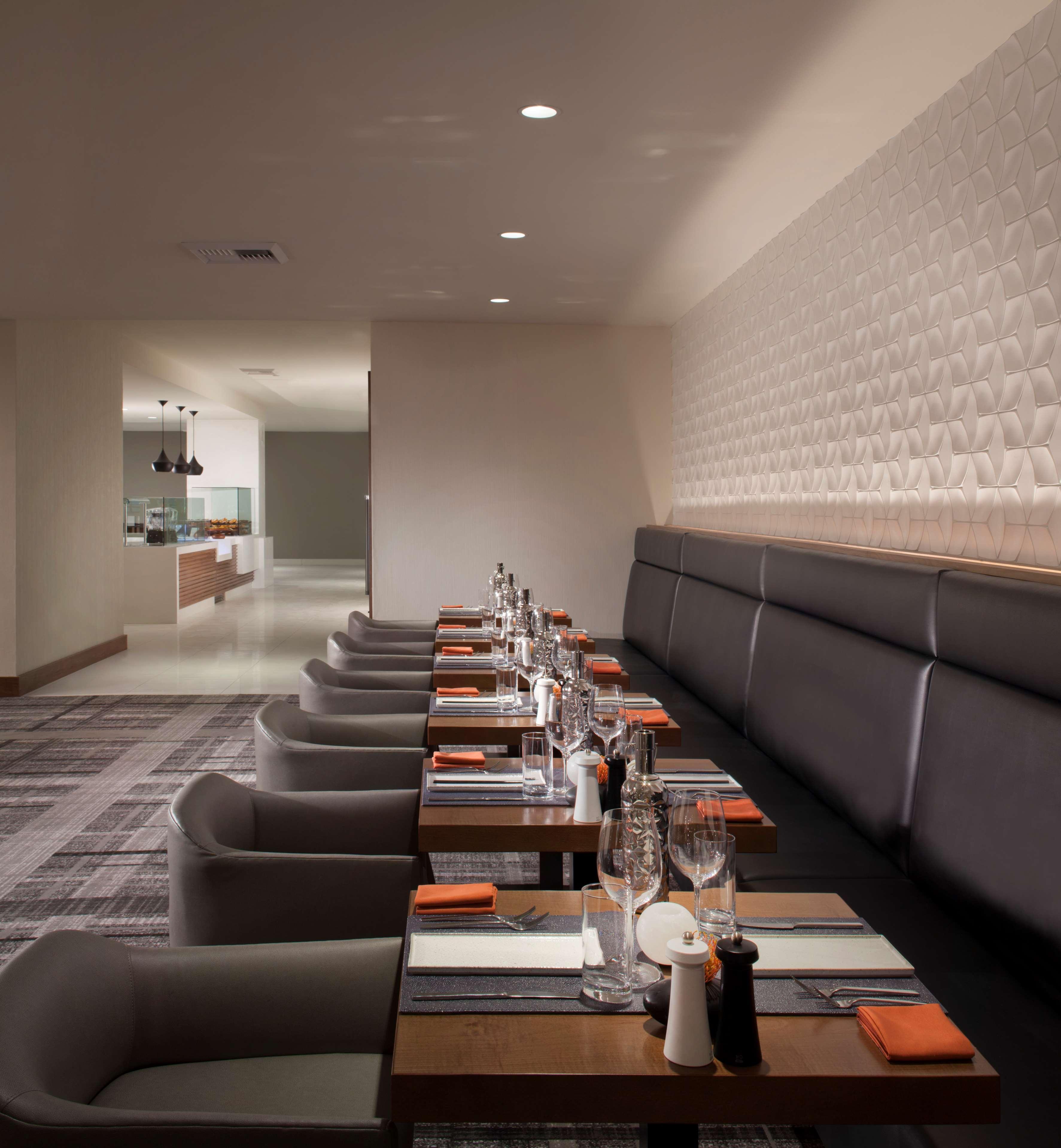 Hyatt Regency Angeles International Airport Hotel Los Angeles