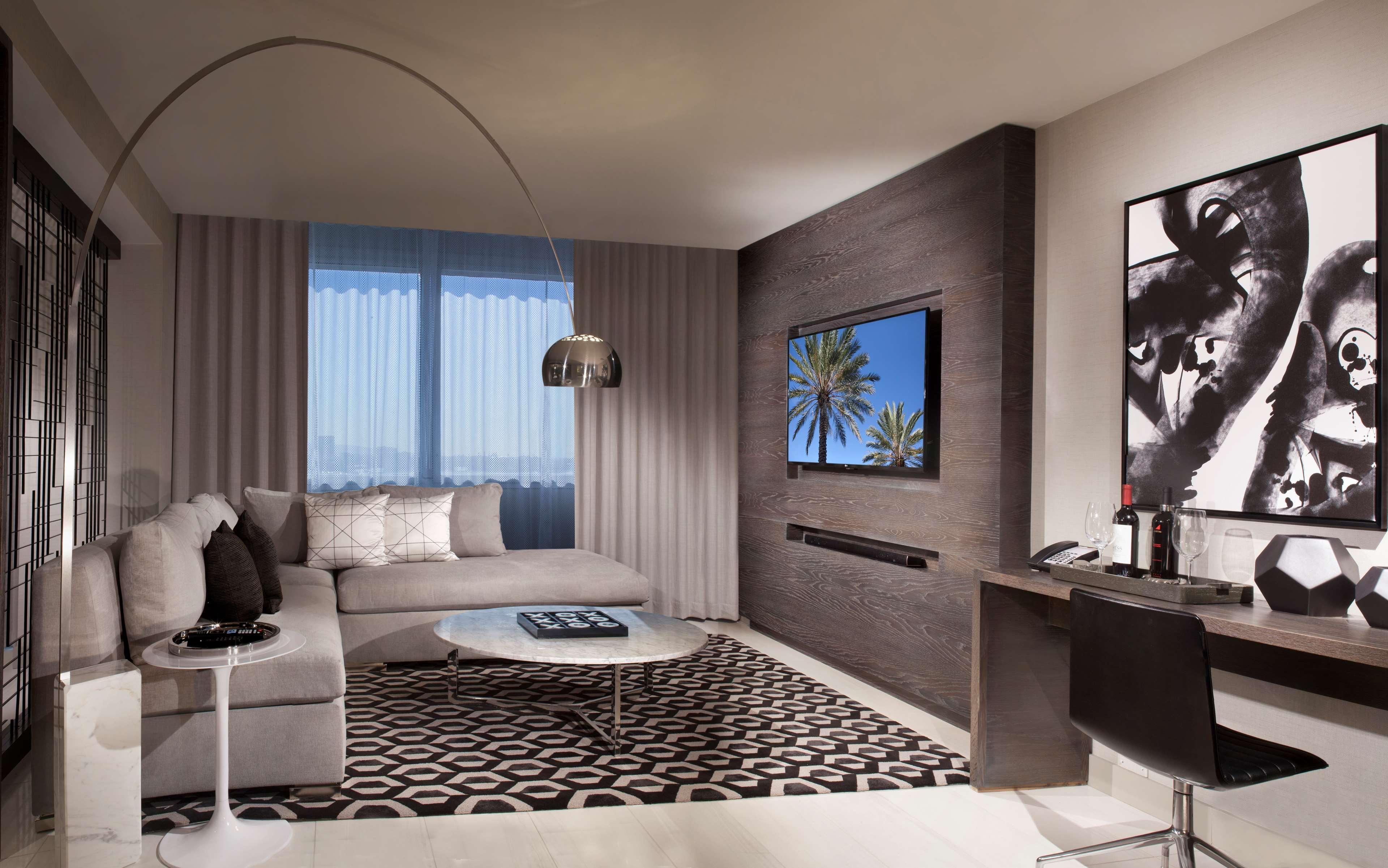 Hyatt Regency Angeles International Airport Hotel Los Angeles