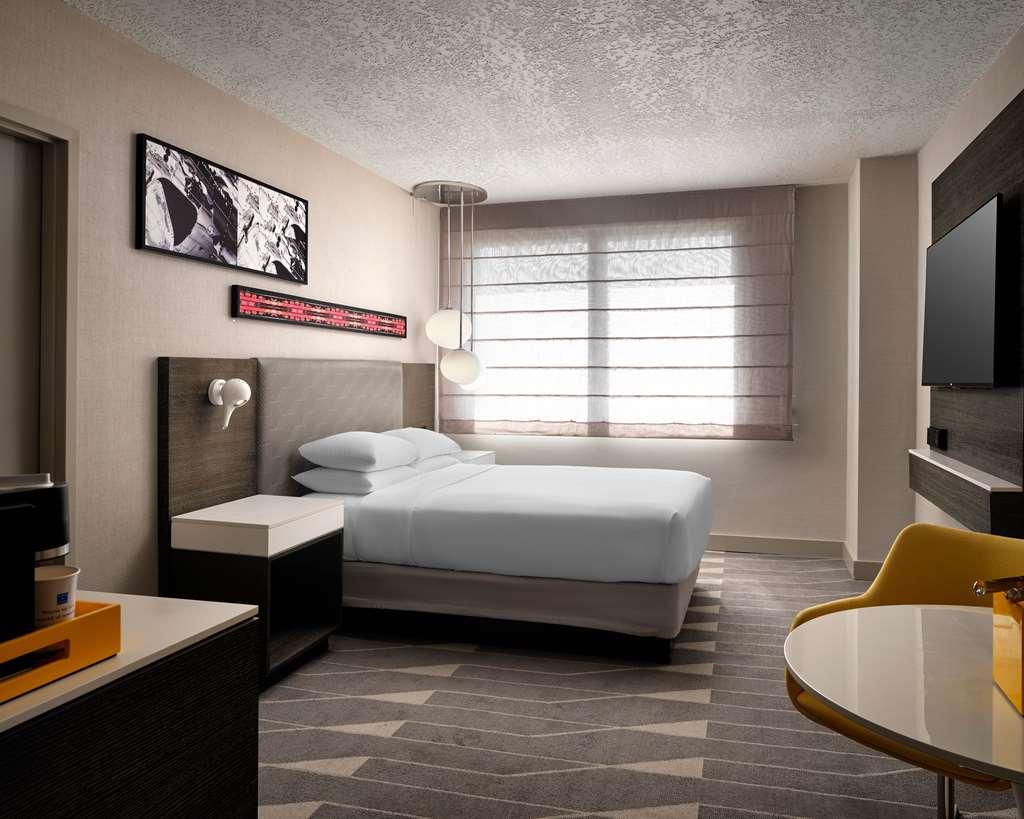 Hyatt Regency Angeles International Airport